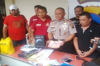 Tipu 141 Orang, Bos Biro Perjalanan Umrah di Semarang Dicokok