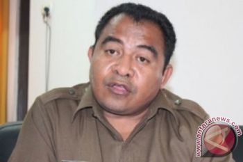 Bupati Fernandes Janji Perpendek Izin Investasi
