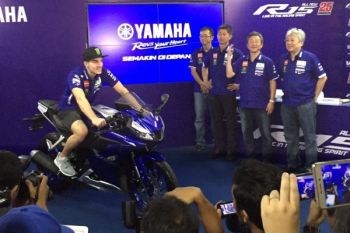 Yamaha Luncurkan Premium terbaru All New R15 bersama Pebalap Vinales