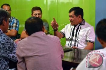 Nurdin Halid Gagas Program Pinjaman Usaha Petani 