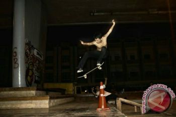 Permainan Skateboard digemari Remaja Palembang