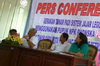Tingkatkan Produktivitas, Petrokimia-Pemkot Optimalkan Lahan Persawahan