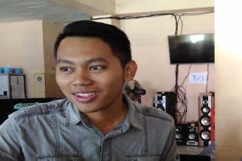 Mahasiswa Ini Tekuni Ojek Daring Kampus