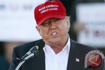 Presiden Donald Trump Tandatangani Kepres Larangan Pengungsi  ke AS