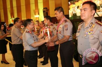 Polda Sulteng raih 'Polmas Award'  2016