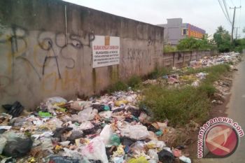 Warga keluhkan sampah dibuang sembarangan