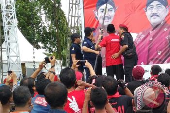 Ribuan warga dadiri kampanye terbuka pasangan Hasto-sutedjo