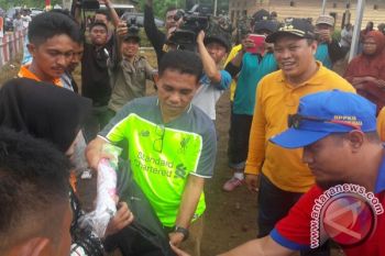 BKKBN Sultra Sosialisasikan KKBPK Melalui Bedah Rumah 