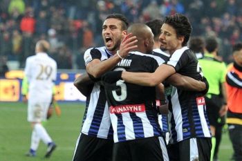 AC Milan Dipecundangi Udinese 1-2