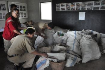 Pegawai Pemkab Banyumas Wajib Setor Sampah 1 Kg/Bulan