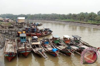 Ribuan Nelayan Kecil Cilacap Takut Melaut