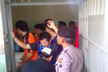 Antisipasi Peredaran Narkoba, Polisi "Obok-Obok" Rutan Kudus