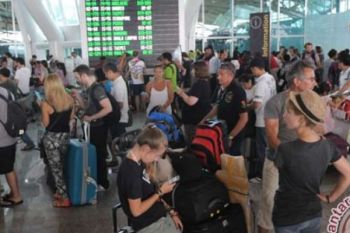 Arus Balik Bandara Ngurah Rai Padat