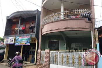 Polda Metro geledah rumah Firza Husein