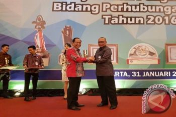 Kota Bitung Terima Penghargaan Wahana Tata Nugraha 