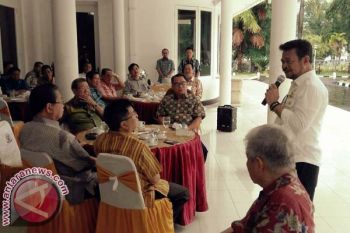 Gubernur Ajak Masyarakat Tionghoa Jaga Ekonomi Sulsel 