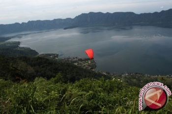Kondisi Danau Maninjau alami eutrofik berat