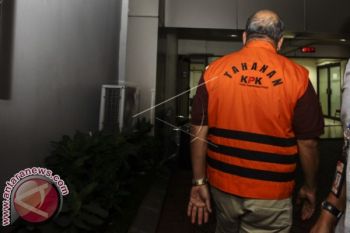 KPK periksa Patrialis Akbar tersangka kasus suap