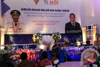 Ketua PWI Senang Hpn 2017 Di Ambon