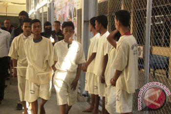 Tangkap Kelompok Pengguna Narkoba