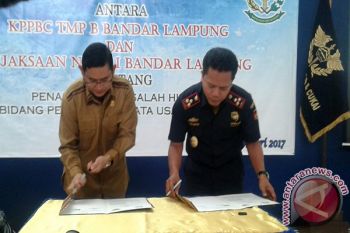 Kejari Bantu Lindungi Aset Bea Cukai  