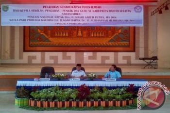 Penulis Nasional Narasumber Pelatihan Menulis Di Barsel 