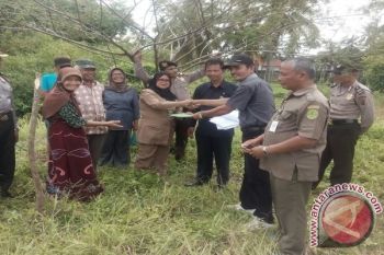 PN Batusangkar Eksekusi Dua Bidang Sawah di Lintau