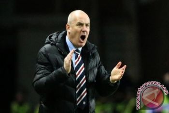 Rangers nyatakan manjer Warburton mundur
