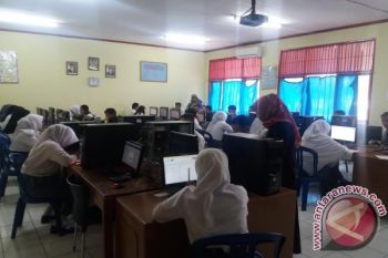 Empat SMK bergabung menginduk ikut Ujian Nasional