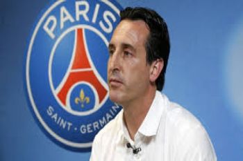  Menangi perebutan bola kunci PSG lawan Barca