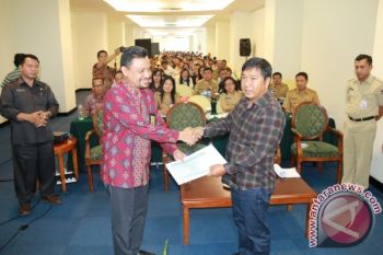 Sumendap Kepala Daerah Pertama di Sulut Laporkan Pajak