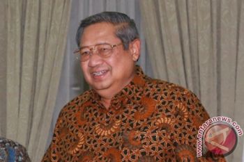 SBY Menikmati Kupat Tahu Magelang