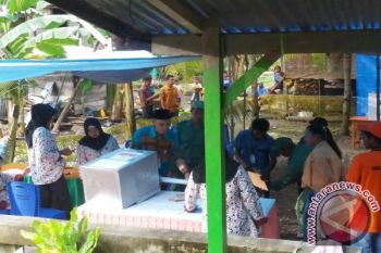 Warga Buton Selatan Berbondong-bondong Datangi TPS