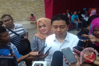 Adriatma Gunakan Hak Pilih Di TPS Korumba 