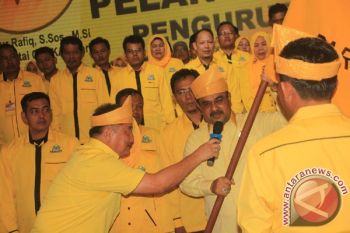 Bupati Aunur Rafiq Resmi Pimpin Golkar Karimun