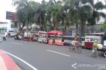 Melanggar, PKL Kudus Diancam Denda Rp500.000 
