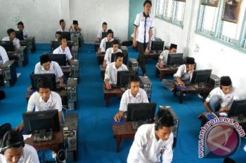 SMA di Kabupaten Kupang Siap Ikuti UNBK