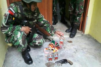 Satgas Pamtas RI-PNG temukan ganja dan senpi-amunisi  