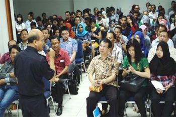 Bea Cukai Sosialisasikan Buku Tarif Kepabeanan Indonesia 2017