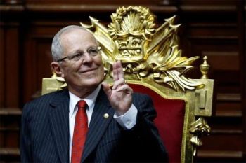 Pertama Kunjungi Trump, Presiden Peru Pilih Jembatan Daripada Dinding Pembatas
