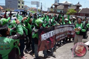 Demo Sopir Go-Jek Bali 