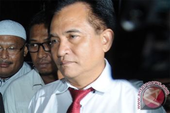 Yusril katakan Dahlan Harusnya tidak Otomatis Tersangka Mobil Listrik