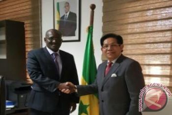 Senegal Berminat Impor Kereta Api Produksi INKA