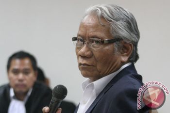 Hakim Pengganti  Patrialis akan Menjabat Penuh Lima Tahun