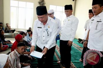 Baznas Pasbar Salurkan Zakat Kepada 7.199 Orang