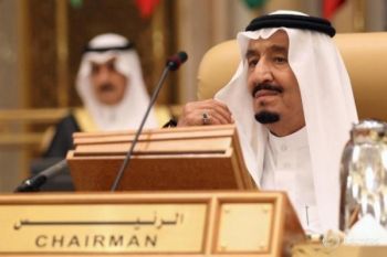 Warga dan Pelajar Tetap Semangat Sambut Raja Salman Meski Bogor Hujan