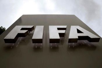 Intervensi politik, FIFA : Nigeria dan Ghana dapat diskors
