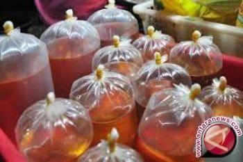 Bulog Sulteng kuasai  minyak goreng 24.000 liter