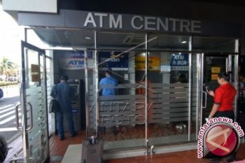 OJK imbau nasabah rutin ganti pin ATM