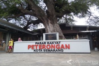 Hendi Pastikan Semua Pedagang Pasar Peterongan Tertampung 